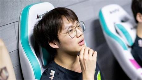 抖音做人不能做太乐言什么梗