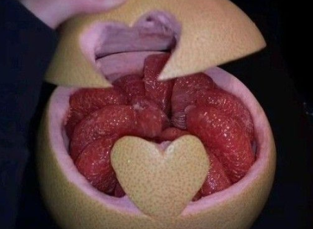 抖音秋天的第一个柚子是什么梗